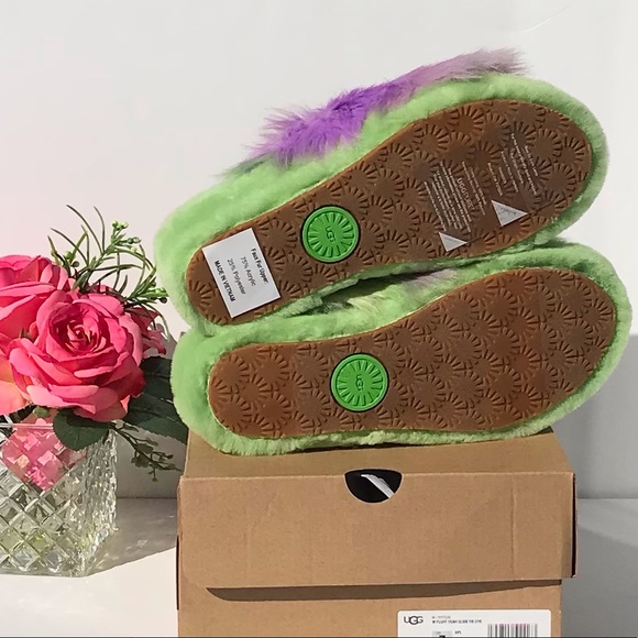 UGG Fluff Yeah Slide Tie Dye - Picture 7 of 9